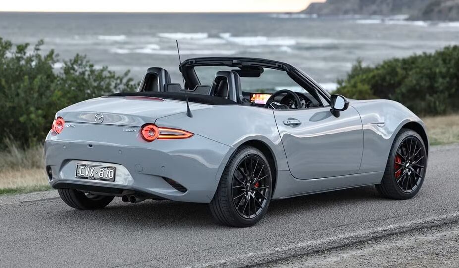 مزدا mx5 miata